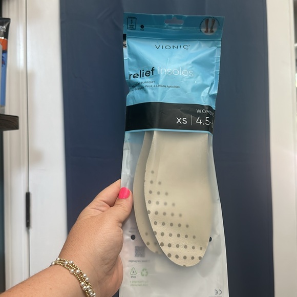 Vionic Relief Insoles Size XS Women's 4.5-6 - Picture 3 of 4